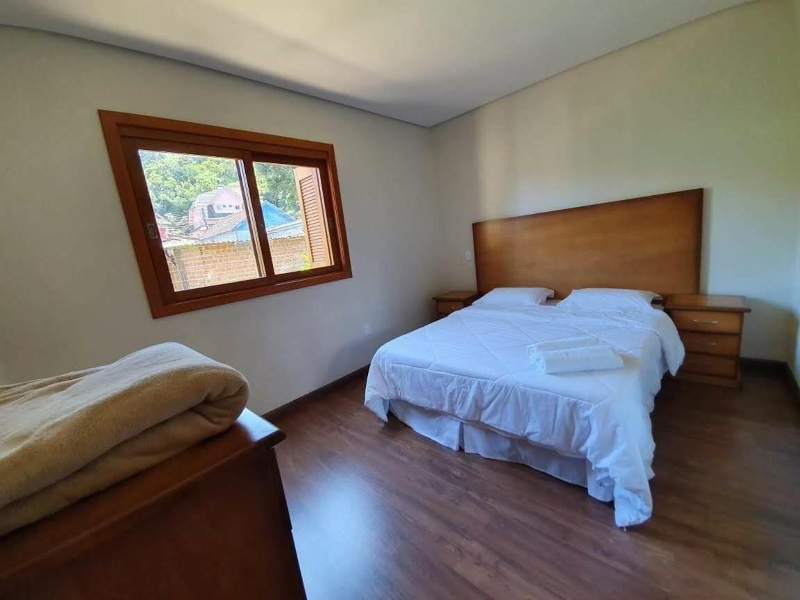 Apto Rua Coberta Gramado Ngoại thất bức ảnh